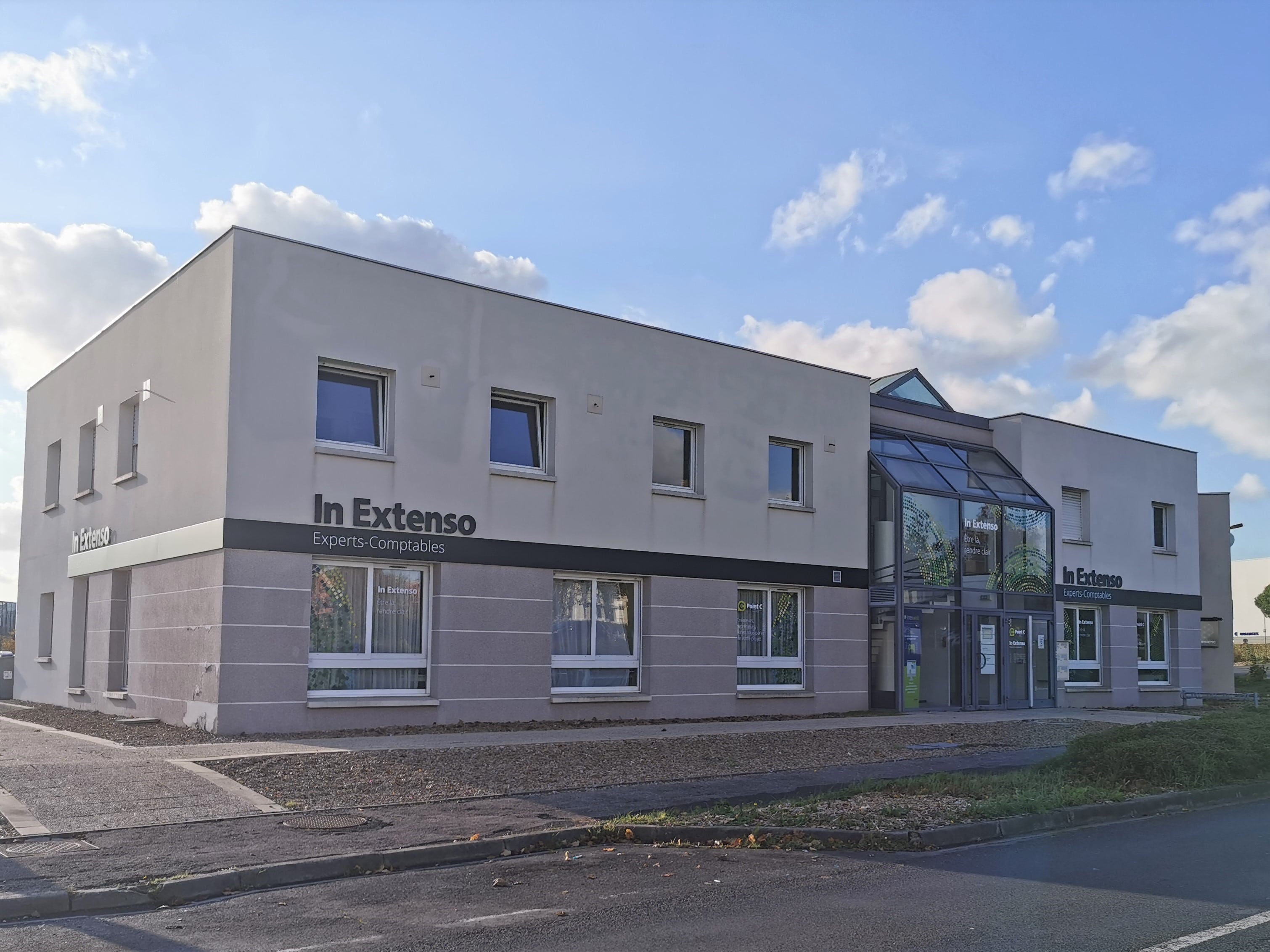 Illustration de In Extenso Poitiers