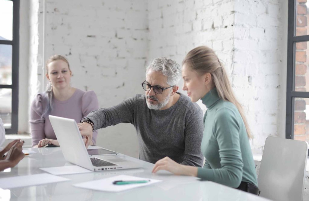 Conçues et proposées par le réseau de l’Assurance Maladie – Risques professionnels avec les fédérations et organisations professionnelles des différents secteurs d’activité, les "Subventions Prévention" visent à soutenir financièrement la mise en œuvre d'action de prévention au sein des entreprises de moins de 50 salariés. 